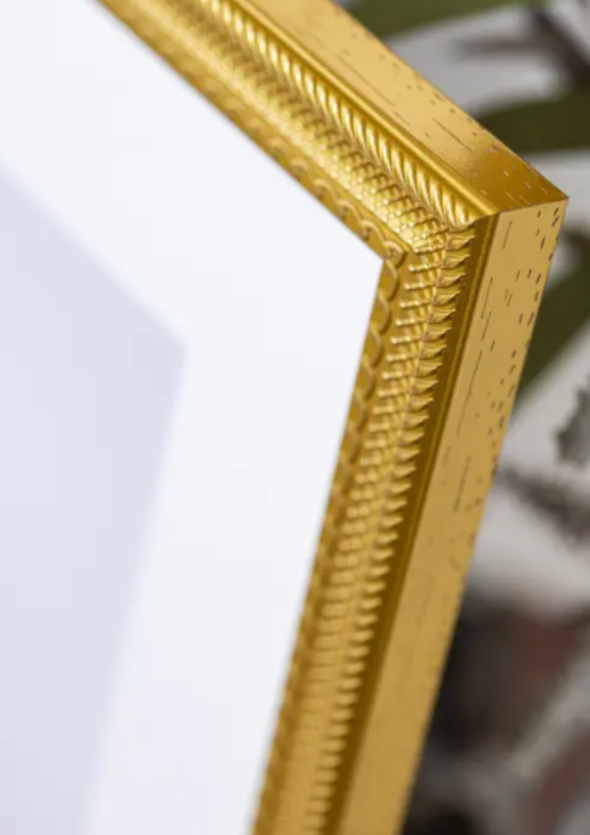 Golden Lattice Frame